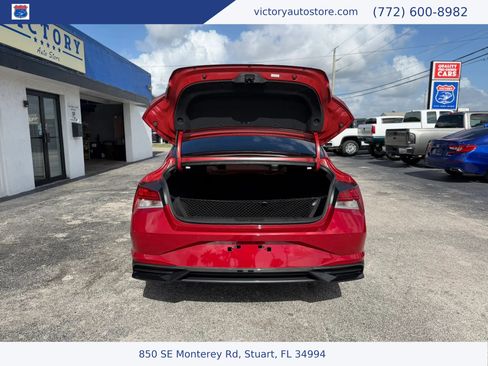 Used 2023 Hyundai Elantra Limited FWD image 43