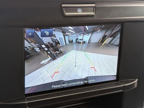 Used 2025 Ford F250 XLT image 27