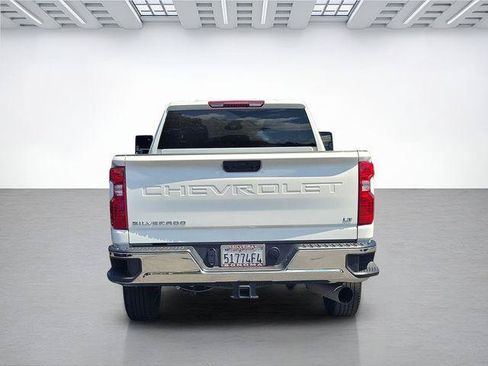 Used 2025 Chevrolet Silverado 2500 LT w/ Convenience Package AWD/4WD image 5