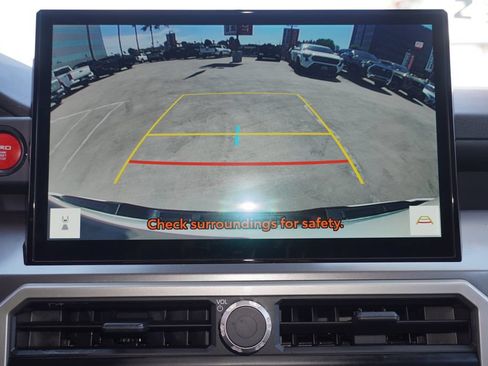 Used 2024 Toyota Tacoma TRD Sport w/ TRD Sport Upgrade Package AWD/4WD image 16