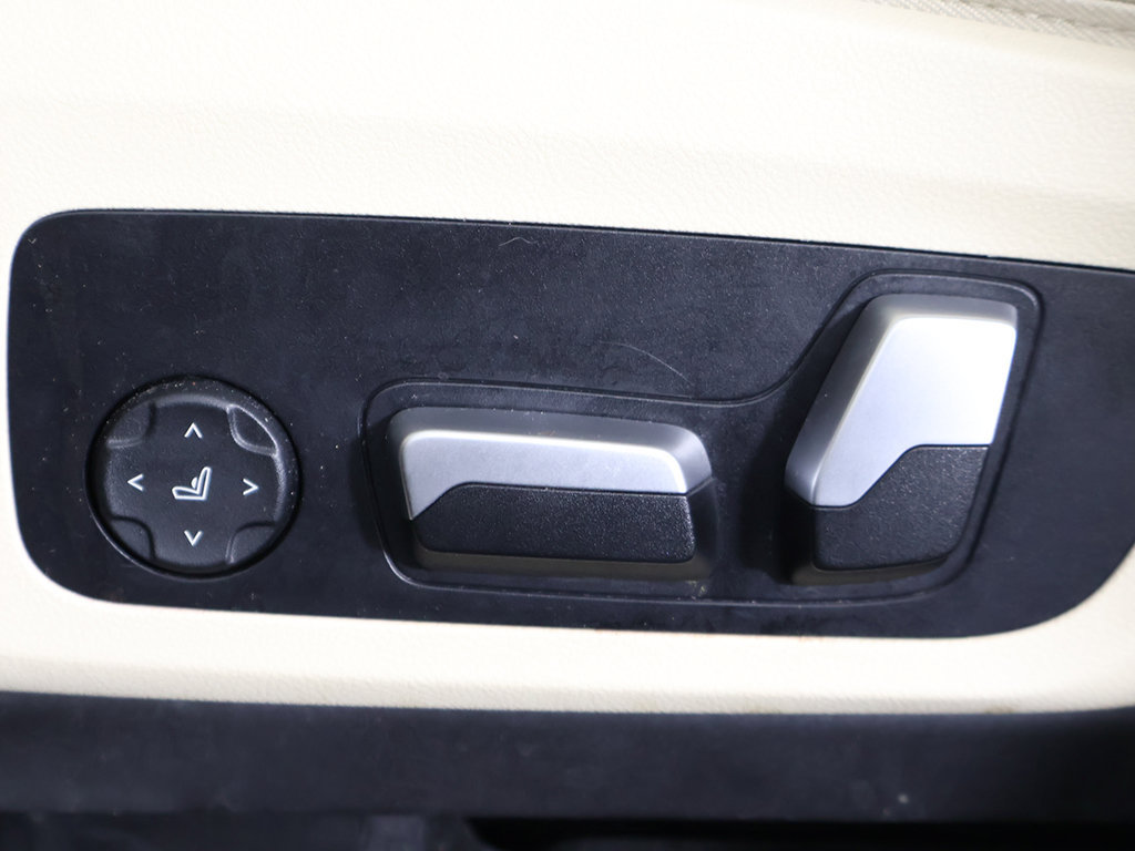 Used 2022 BMW X3 xDrive30i AWD/4WD image 36