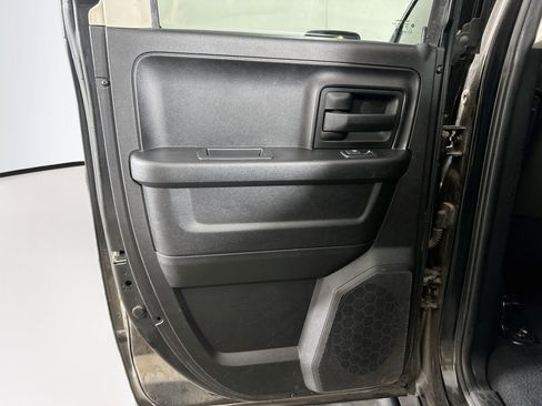 Used 2019 RAM 1500 Tradesman w/ Chrome Plus Package RWD image 24