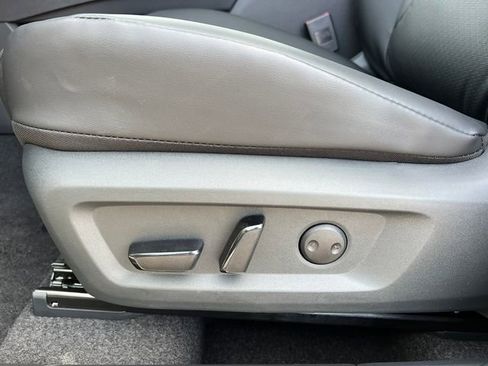 New 2026 Nissan Rogue SV image 10