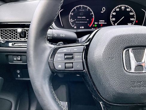 Used 2023 Honda Civic Sport image 23