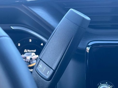 New 2026 GMC Sierra 2500 AT4 w/ AT4 Premium Plus Package AWD/4WD image 18