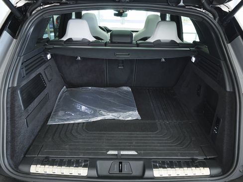 Used 2025 Land Rover Range Rover Sport SV Edition Two AWD/4WD image 16