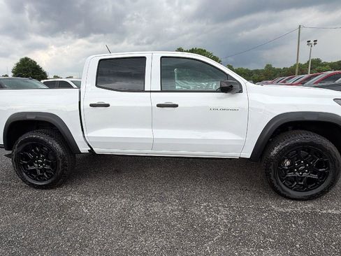 New 2026 Chevrolet Colorado Trail Boss AWD/4WD image 4