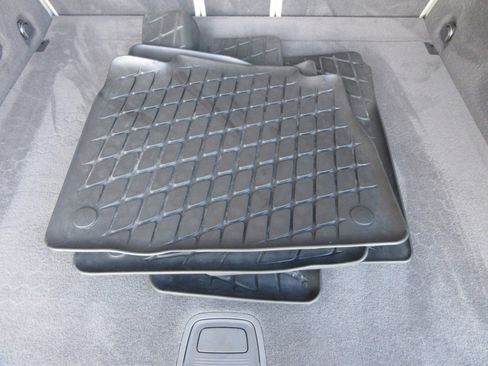 Used 2020 Mercedes-Benz GLE 350 4MATIC image 52