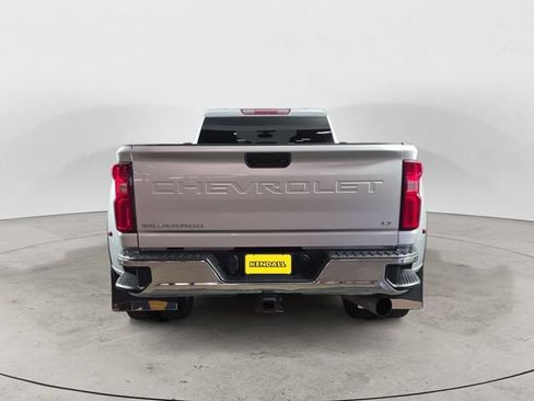 Used 2021 Chevrolet Silverado 3500 LT w/ Convenience Package AWD/4WD image 4