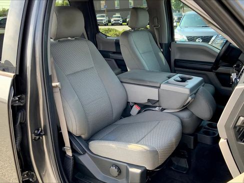 Used 2015 Ford F150 XLT w/ Equipment Group 301A Mid RWD image 9