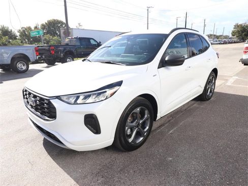 Used 2023 Ford Escape ST-Line w/ Tech Pack #1 image 5