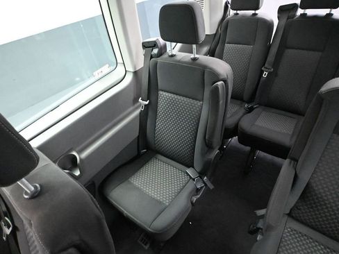 Used 2023 Ford Transit 350 XLT image 39