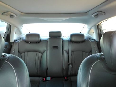 Used 2015 Hyundai Genesis 5.0 image 33