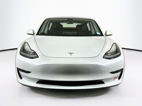 Used 2018 Tesla Model 3 Long Range AWD/4WD image 2