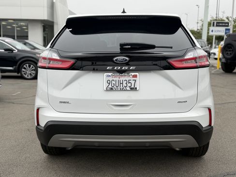 Certified 2023 Ford Edge SEL w/ Convenience Package AWD/4WD image 5