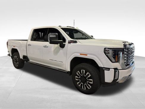 Used 2024 GMC Sierra 2500 Denali w/ Denali Reserve Package image 1