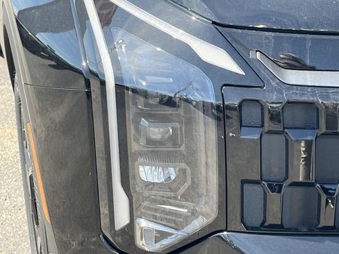 New 2026 Kia Sportage X-Line AWD/4WD image 9