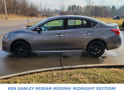 Used 2018 Nissan Sentra SR w/ SR Midnight Edition Package image 6