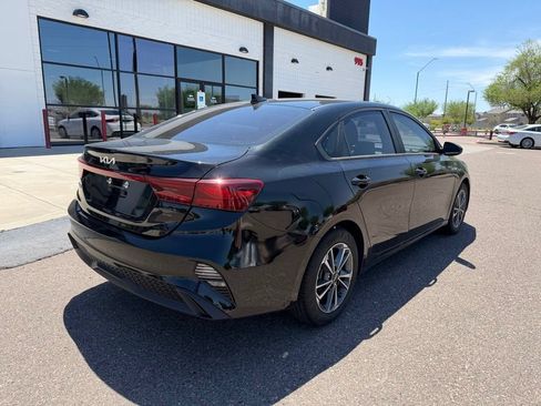 Used 2024 Kia Forte LXS FWD image 5
