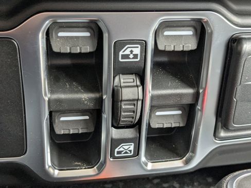 New 2026 Jeep Wrangler Unlimited Sport image 21