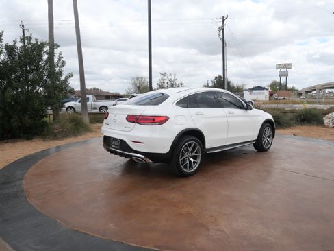 Used 2020 Mercedes-Benz GLC 300 GLC 300 image 2