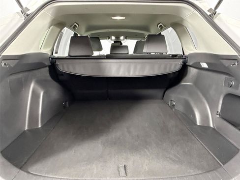 Certified 2025 Toyota RAV4 XLE FWD image 35