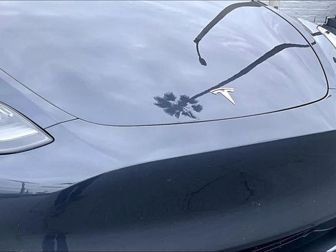 Used 2024 Tesla Model Y Long Range image 28