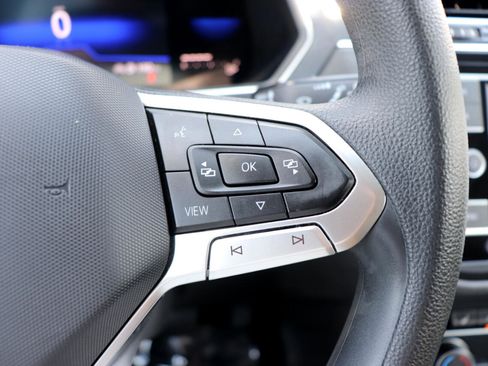 Used 2022 Volkswagen Tiguan S image 29