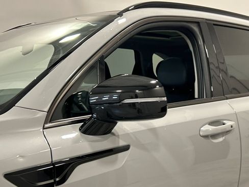 Used 2022 Kia Sorento SX FWD image 12