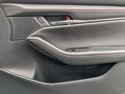 Used 2024 MAZDA MAZDA3 s image 35