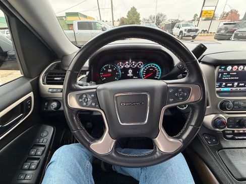 Used 2019 GMC Yukon XL Denali w/ Open Road Package image 12