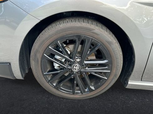Used 2026 Toyota Camry SE FWD image 10