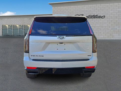 Used 2021 Cadillac Escalade ESV Sport w/ Driver Assist Tech Package image 5