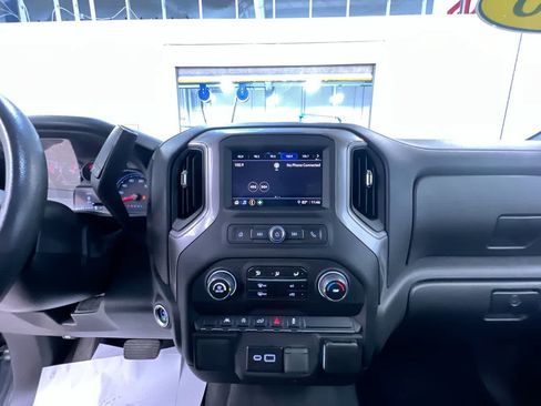 Used 2023 Chevrolet Silverado 1500 Custom AWD/4WD image 21