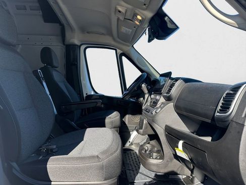 New 2024 RAM ProMaster 2500 w/ Quick Order Package 22H SLT+ image 24