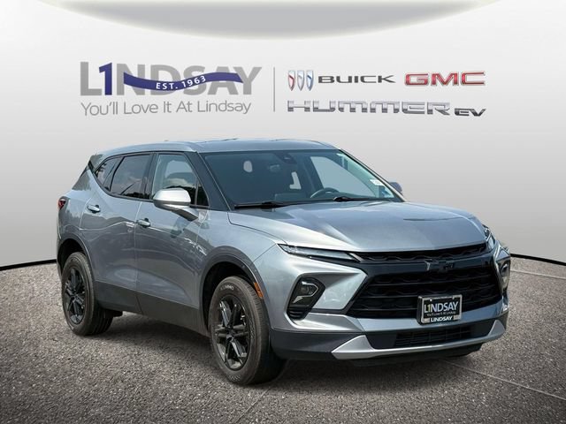 Certified 2023 Chevrolet Blazer LT AWD/4WD image 2