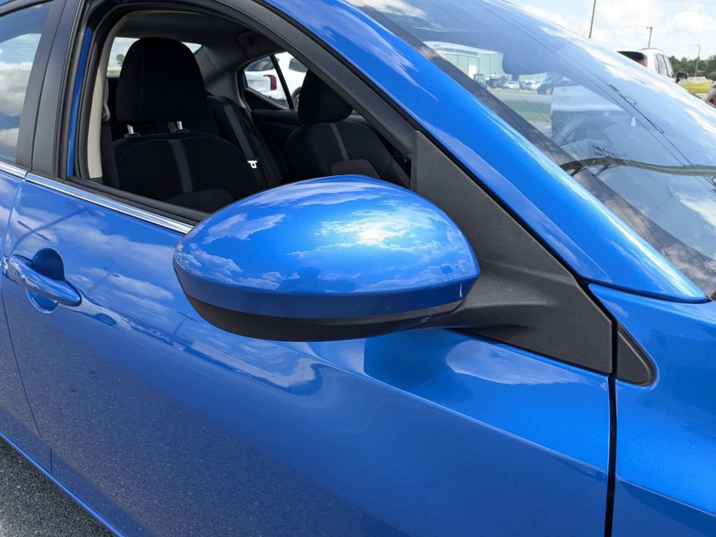 Used 2025 Nissan Sentra SV FWD image 14