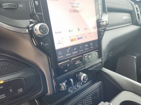 New 2025 RAM 2500 Laramie image 18