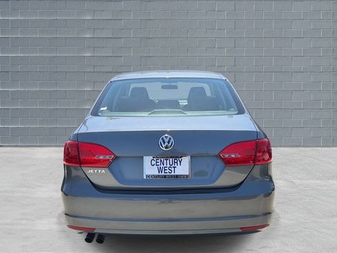 Used 2014 Volkswagen Jetta S FWD image 3