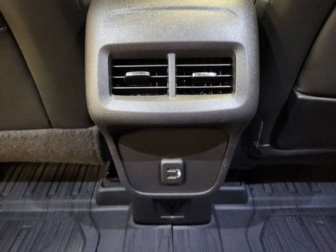 Used 2020 GMC Terrain SLT w/ Preferred Package AWD/4WD image 25