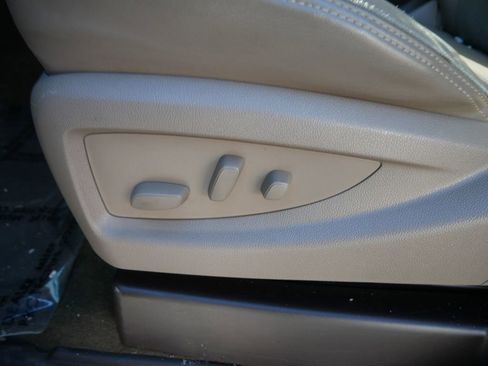 Used 2016 GMC Sierra 2500 Denali w/ Duramax Plus Package image 19