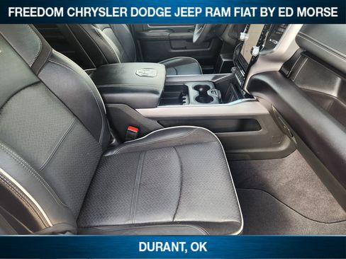 Used 2025 RAM 2500 Laramie w/ Night Edition AWD/4WD image 9