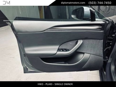 Used 2022 Tesla Model S Plaid AWD/4WD image 24