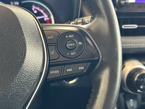 Used 2023 Toyota RAV4 XLE Premium FWD image 29