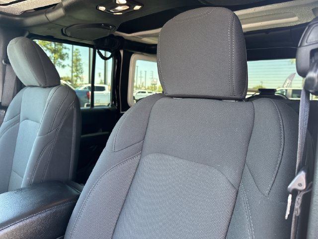 Used 2021 Jeep Wrangler Unlimited Sport AWD/4WD image 12