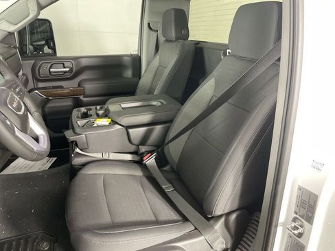Used 2024 GMC Sierra 2500 SLE w/ SLE Convenience Package image 19