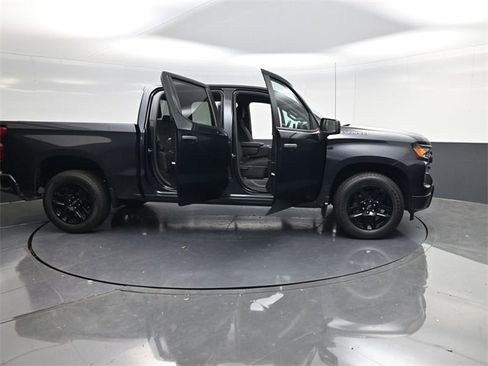 Used 2022 Chevrolet Silverado 1500 Custom image 54