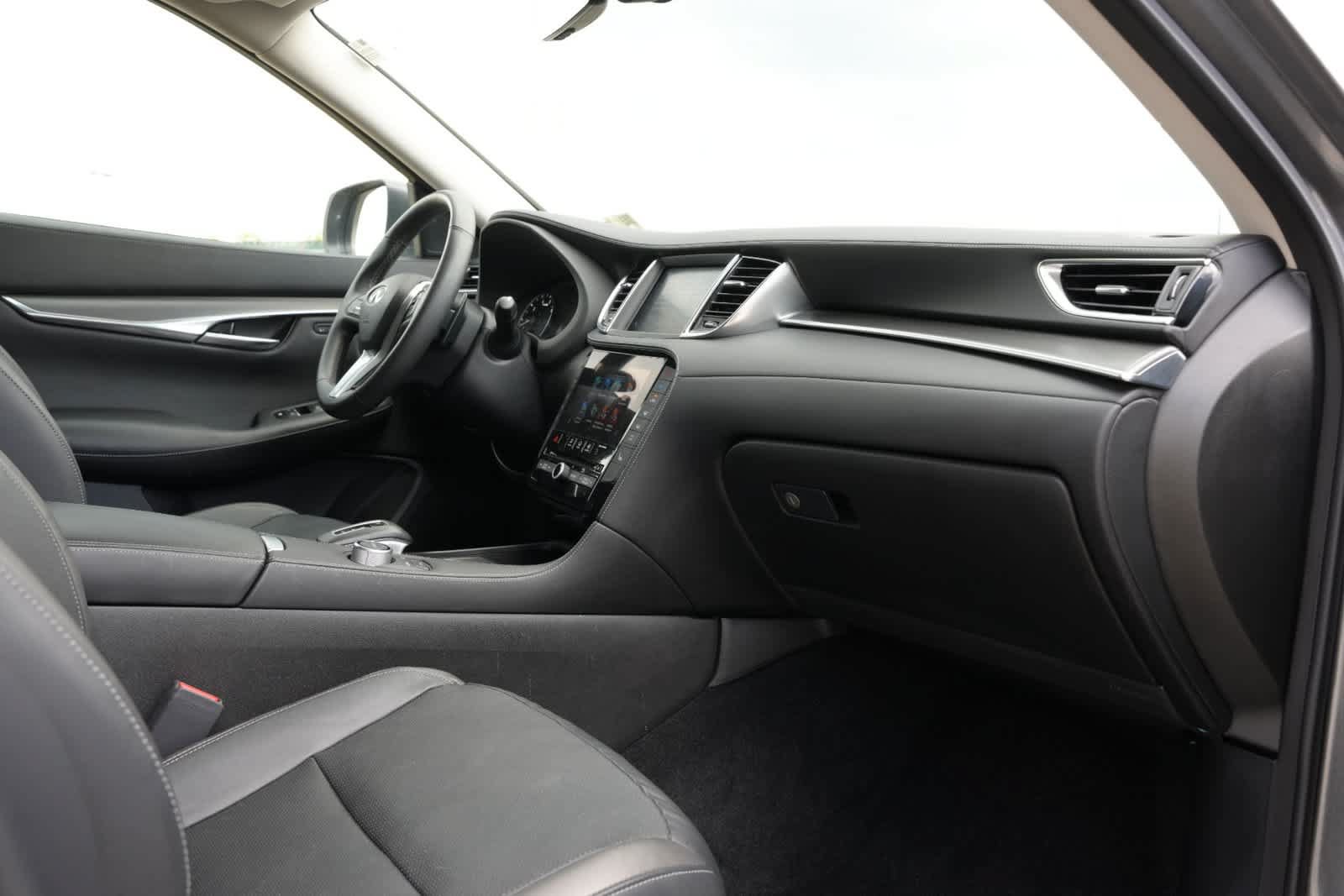 Certified 2023 INFINITI QX50 Luxe AWD/4WD image 21