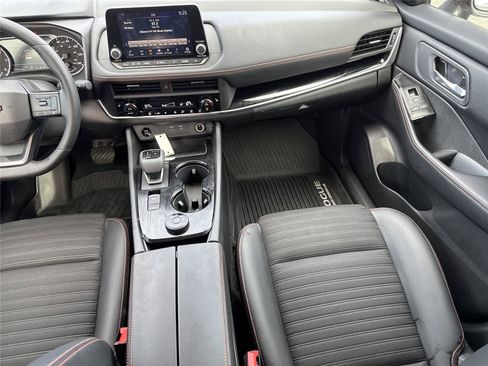Used 2025 Nissan Rogue SV w/ Rock Creek Premium Package AWD/4WD image 16