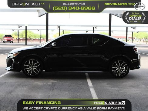 Used 2015 Scion tC image 4